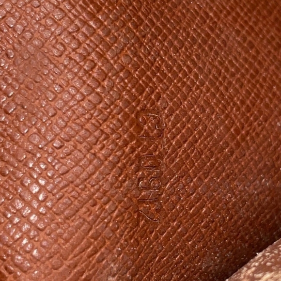 Louis Vuitton Dark Brown Monogram Wallet - Picture 8 of 10